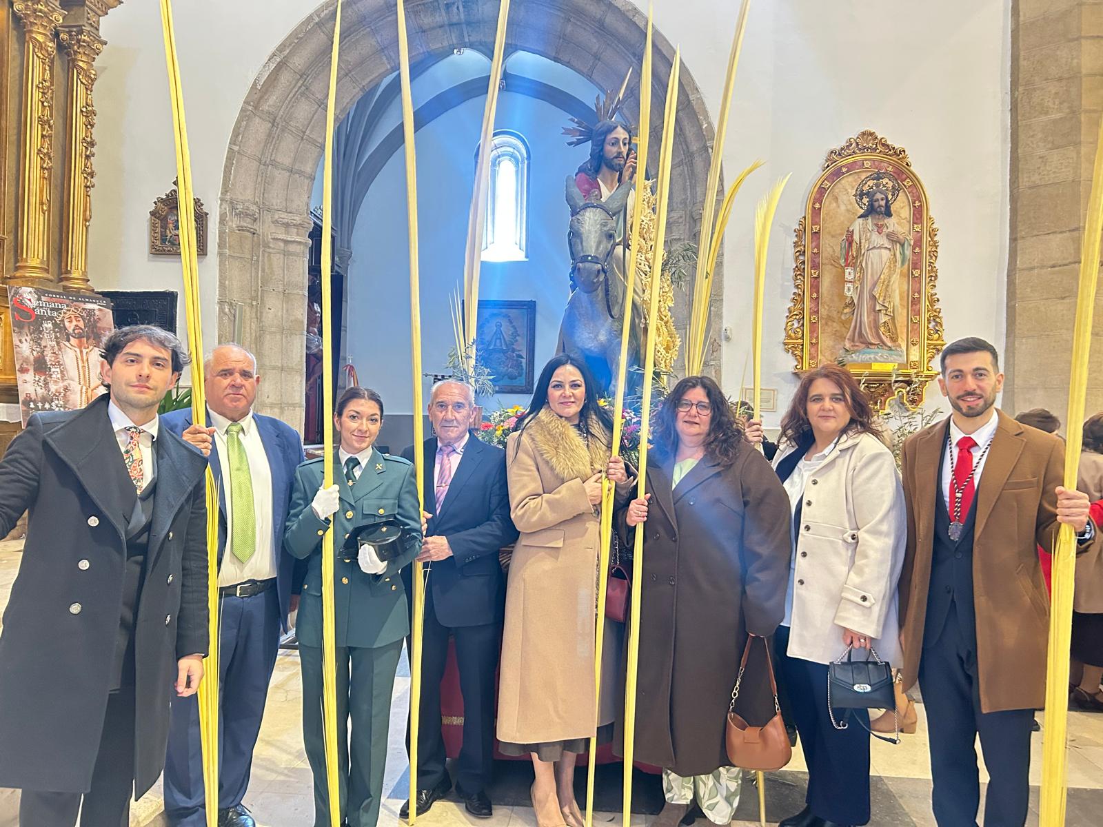 Detalle de una procesión de Semana Santa en Corral de Almaguer